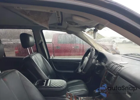 2000 Mercedes-Benz Ml 320 из США, поврежденный, VIN 4JGAB54E4YA154472